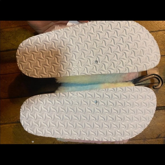 Fuzzy slides - Picture 2 of 2